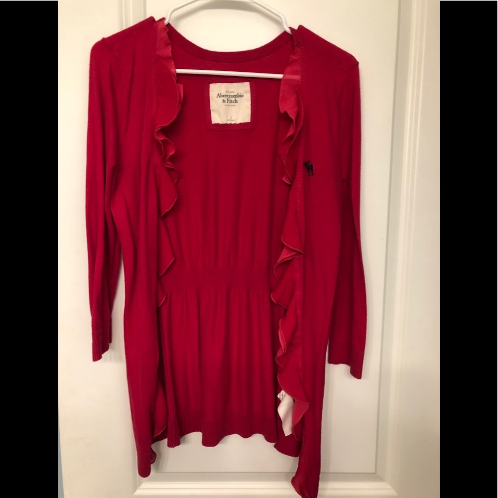 Quarter sleeve cardigan